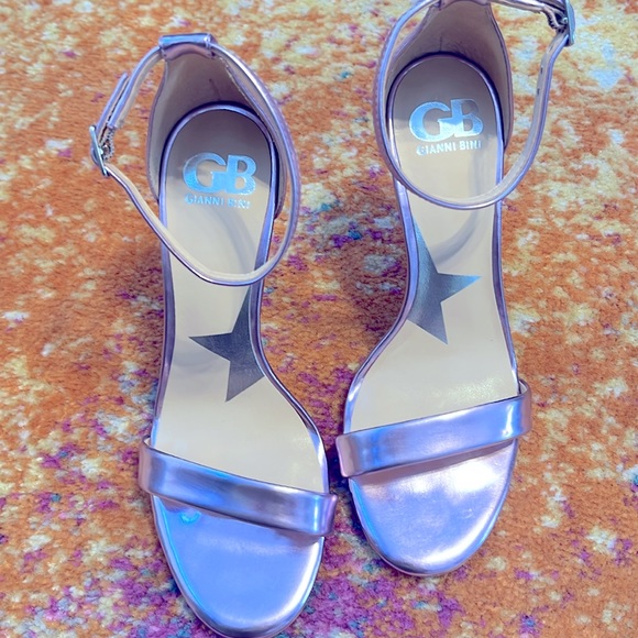 New Gianni Bini Shoes Metallic Lavender/Pink Ankle Strap - Picture 13 of 14